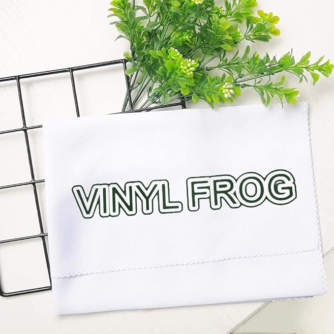 VINYL FROG Heat Transfer Vinyl Roll HTV Vinyl - 12" x5ft Dark Green Iron on Vinyl for T-Shirts, Heat Press Vinyl for DIY Craft Designs (Dark Green)