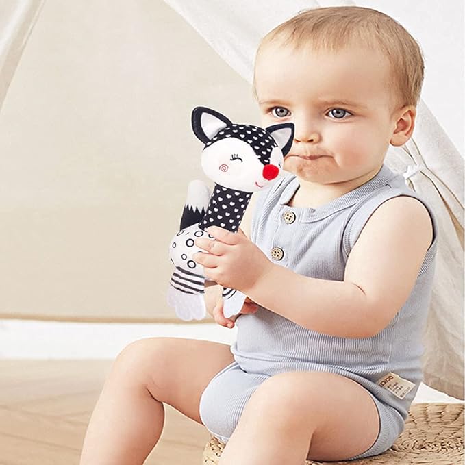 D-KINGCHY Baby Toys 0-12 Months, Black and White Newborn Toys, Soft Plush Rattle Stuffed Animal Toy with Teether and Sound, Developmental Hand Grip Toys (Fox)