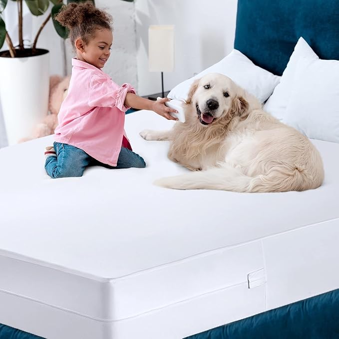 Utopia Bedding Zippered Mattress Encasement Crib, 100% Waterproof Bed Bug and Dust Mite Proof Mattress Protector, Absorbent Six-Sided Mattress Cover