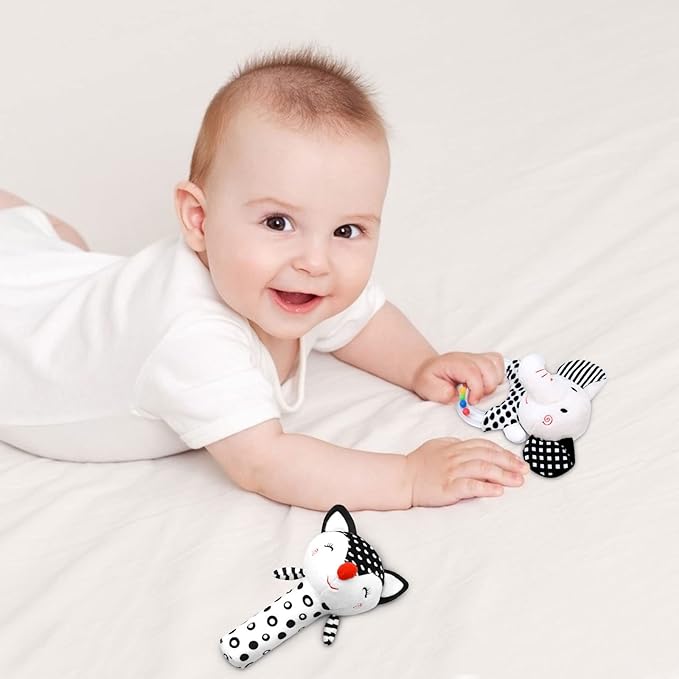 Baby Rattles 0-6 Months Newborn Toys Infant Toys 0-3 Months Rattles for Babies 0-6 Months Baby Toys 0-6 Months, Black and White High Contrast Plush Stuffed Baby Toys for 0 3 6 9 12 Months Girls Boys
