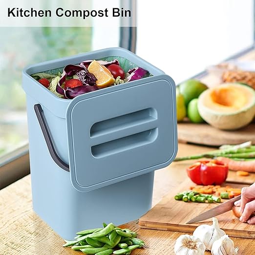 LALASTAR Compost Bin Kitchen, Small Compost Bin for Kitchen, Countertop Compost Bucket with Lid, Odorless Hanging Trash Can for RV/Office/Dog, Mini Food Waste Bin for Countertop, 3L/0.8 Gal, Blue