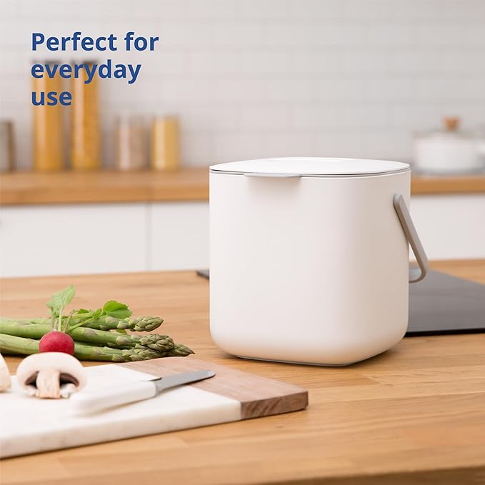 Blue Ginkgo Kitchen Compost Bin [2.6L / 0.69 GAL] – Filter-Free, Odor-Tight Countertop Food Waste Pail with Handle (Made in Korea, White)
