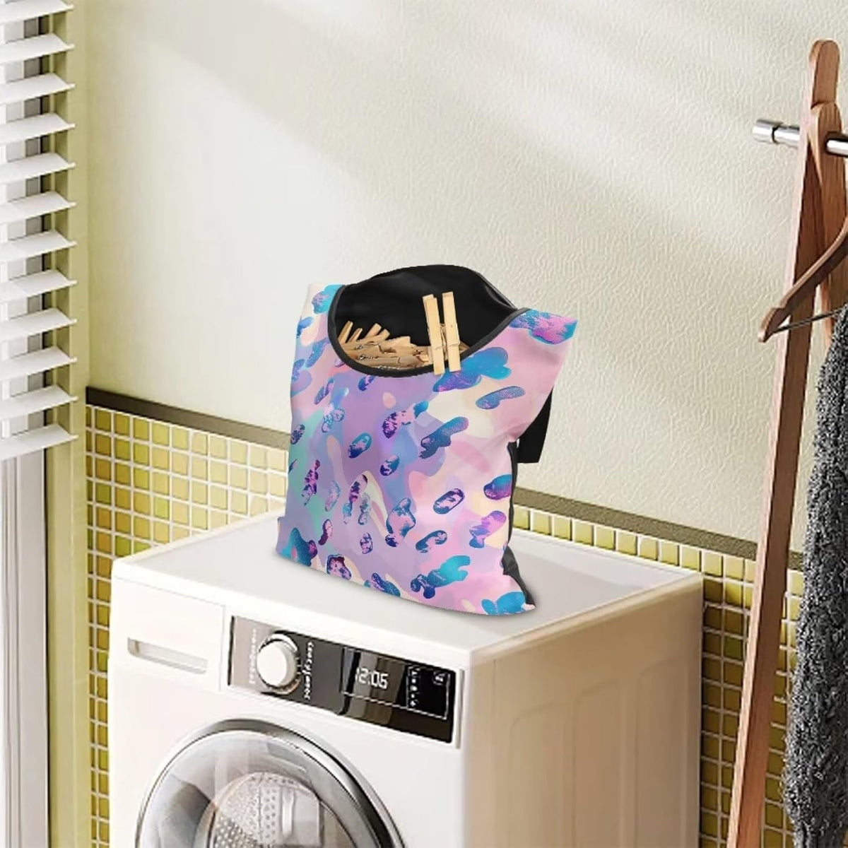 Leopard Print Clothespin Pouch Clothespin Bag with Hanging Hook Waterproof Clothes Pin Hanging Bag Space-Saving Clothespin Storage Organize Clothespin Bag for Clothesline Outdoor