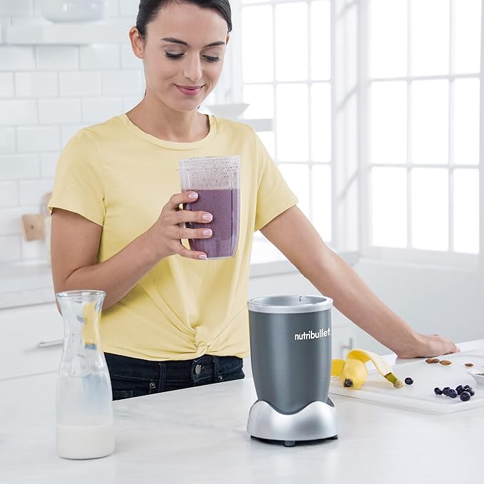 nutribullet Personal Blender for Shakes, Smoothies, Food Prep, and Frozen Blending, 24 Ounces, 600 Watt, Gray, (NBR-0601)