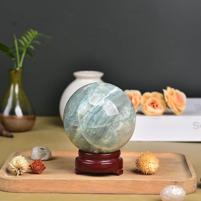 JIC Gem Natural Trolleite Crystal Ball Sphere Blue Healing Crystal Gemstone Ball with Display Stand Home Decor Meditation Grid Energy Balance (70-80mm)