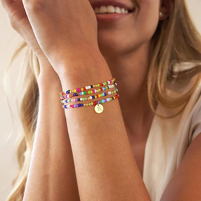 Turandoss 4PCS Colorful Beaded Initial Bracelets for Women Teen Girls - Cute Stretch Beaded Bohemian Disc Initial A-Z Stackable Bracelets Jewelry for Girls Women Teens Birthday Gifts