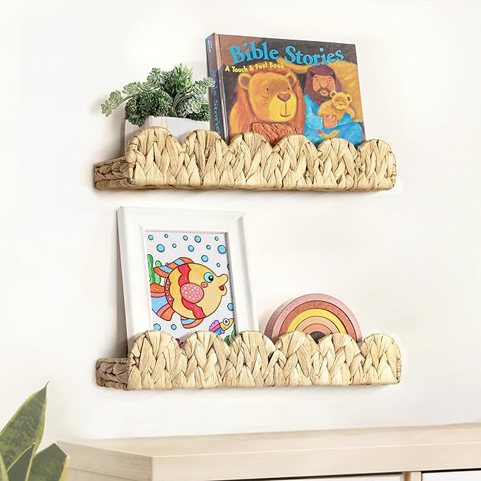 AELS Scalloped Nursery Bookshelf, Set of 2, Picture Ledge Shelf for Wall Decor, Woven Natural Water Hyacinth Floating Shelves for Books, Toys, Photo Frames, Nursery, Boho Modern Farmhouse Book Shelf