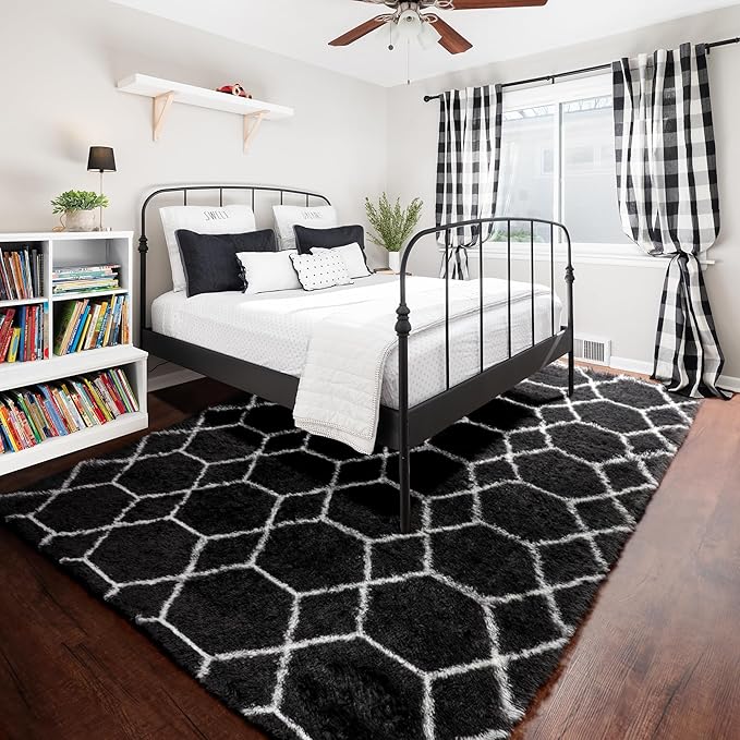 ONASAR 6x9 Area Rugs for Living Room Bedroom, Washable Large Fluffy Black and White Throw Rug, Geometric Soft Plush Shaggy Floor Carpet for Nursery Kids Girls Boys Teen Dorm Home Decor Aesthetic