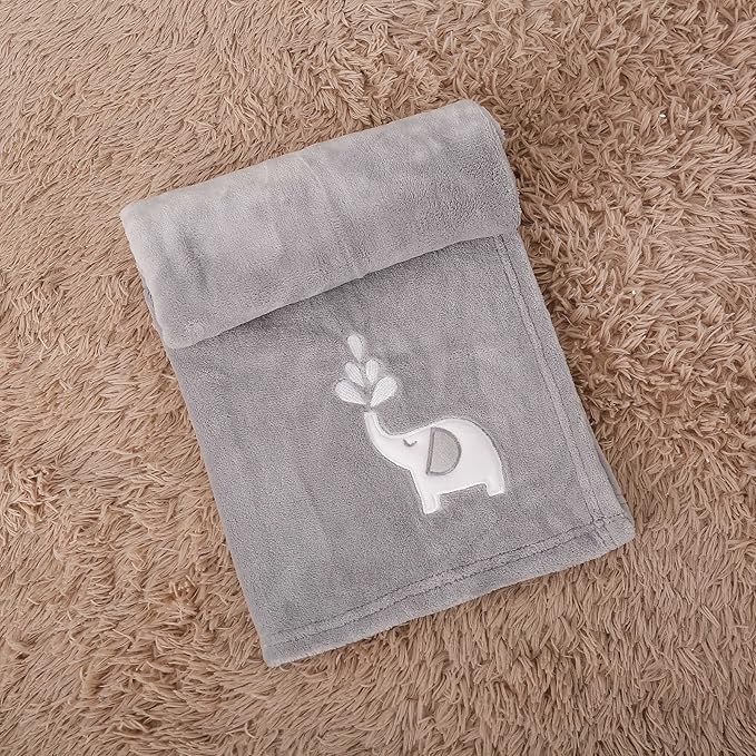 6 PCs Grey White Elephant Nursery Crib Bedding Set Quilt, Fitted Sheet, Skirt, Window Valance, Blanket, Diaper Organizer Baby Boy Elephant Theme Cot Bedding Set